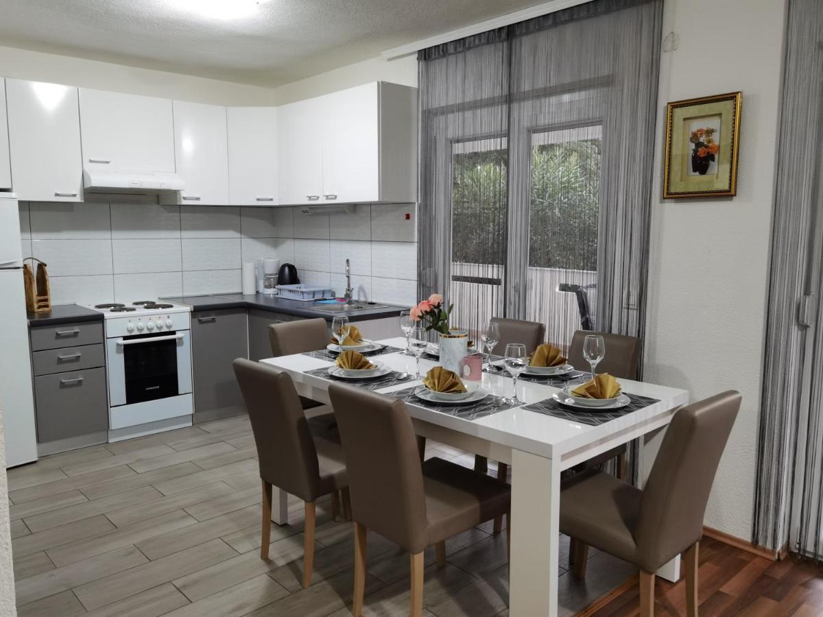Apartment Beciri *